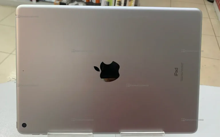 Планшет Apple iiPad 9 поколении 64