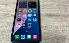Apple iPhone XR 3/64 ГБ