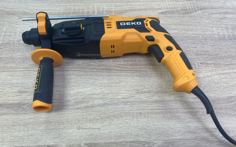 Перфоратор DEKO DKH850W
