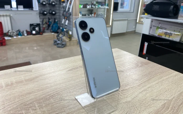 Infinix Hot 30i 4/64 ГБ