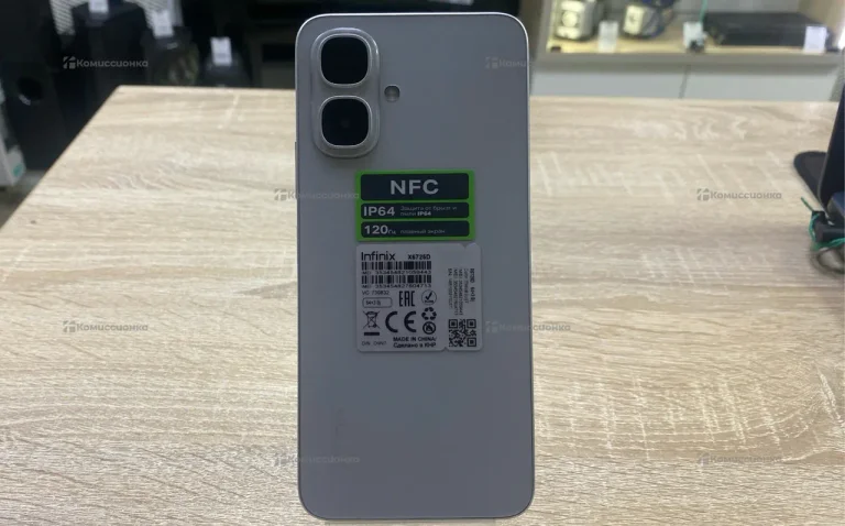 Infinix SMART 10 3/64 ГБ