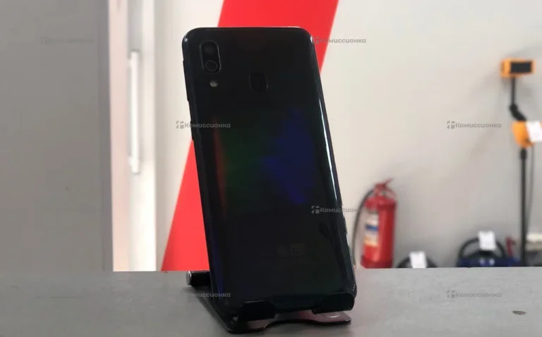 Samsung Galaxy A40 4/64Gb