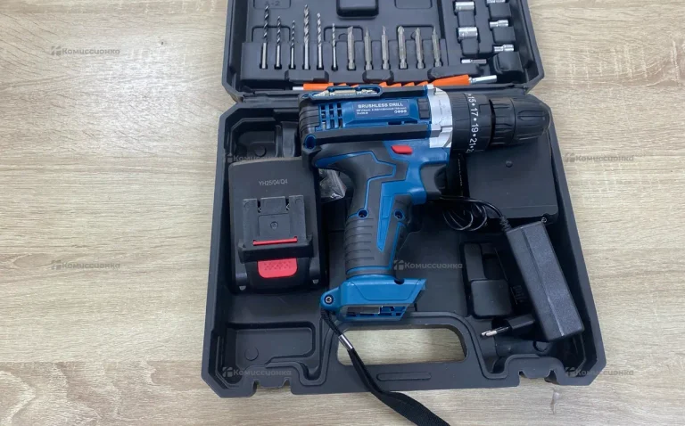 Шуруповерт makita 6833