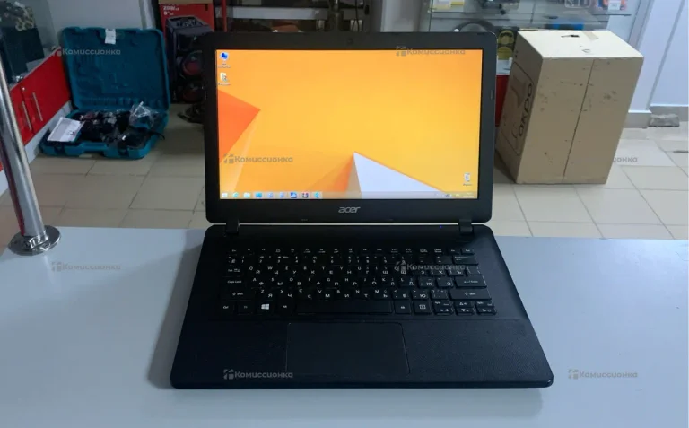 Ноутбук Acer ES1-311
