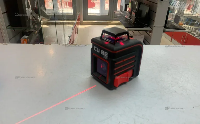 Лазерный уровень Cude red 2D