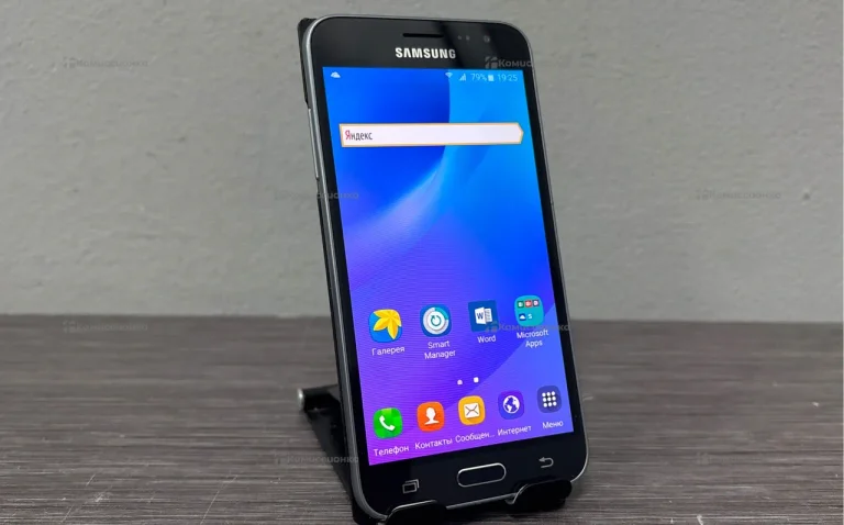 Samsung Galaxy J3 (2016) 1.5/8 ГБ