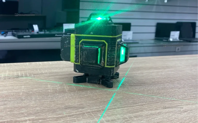 лазерный уровень Hilda