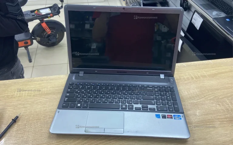 Ноутбук  Samsung 350V