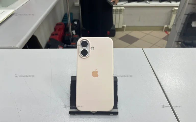 Apple iPhone 16 8/128 ГБ