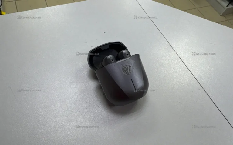 Наушники  by