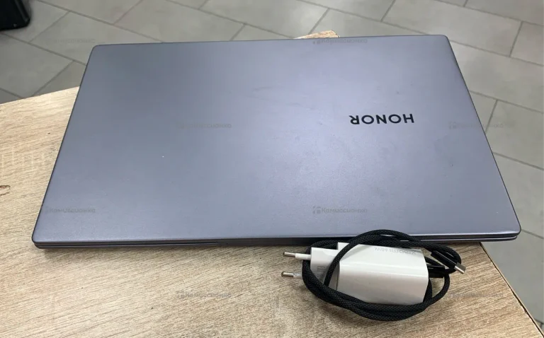 Ноутбук Honor X15