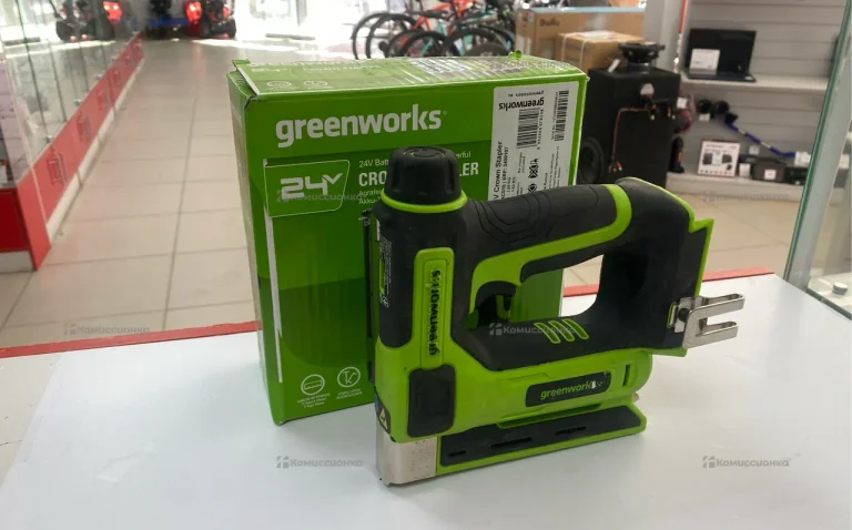 аккумуляторный степлер Greenworks