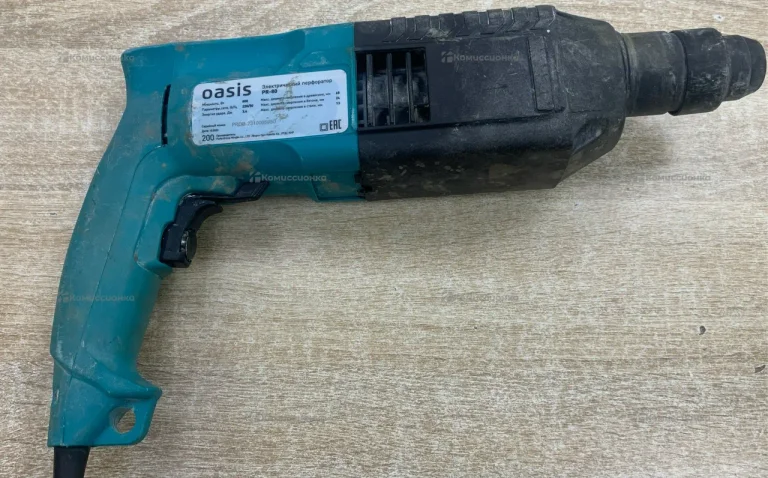 Перфоратор Oasis PR-80