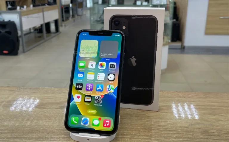 Apple iPhone 11 4/64 ГБ