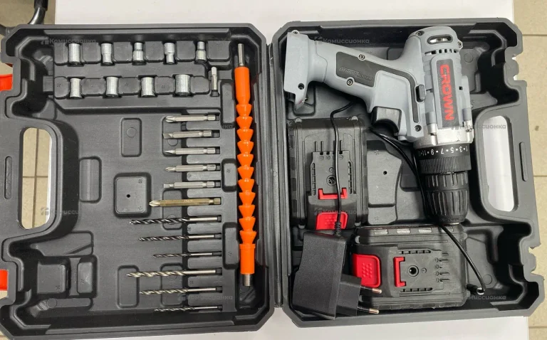 Аккумуляторный шуруповерт CROWN CT22024