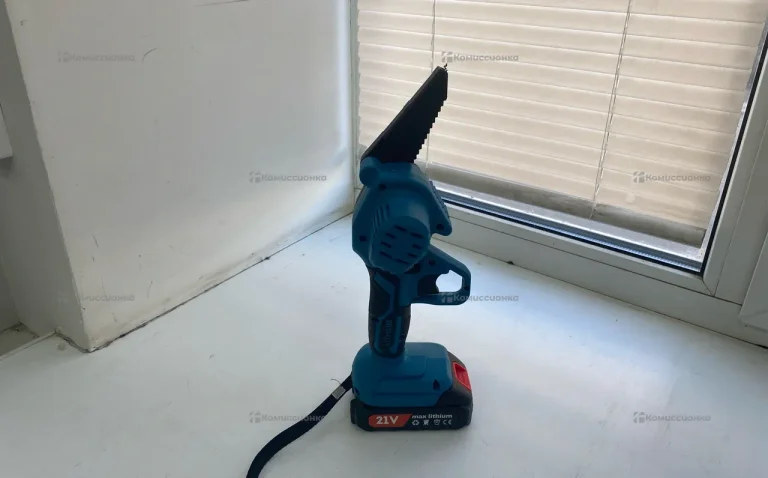 Сучкорез Makita