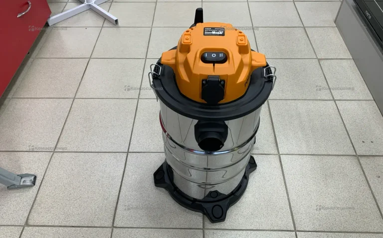 Строительный пылесос Razz MWD232S