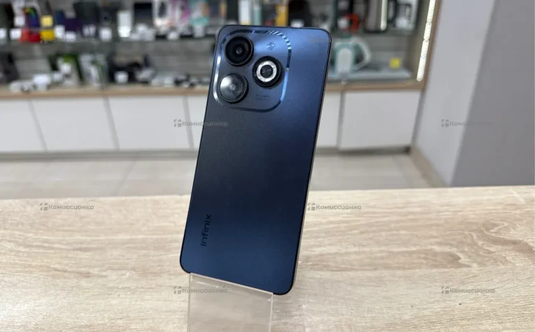 Infinix Smart 8 4/128 ГБ