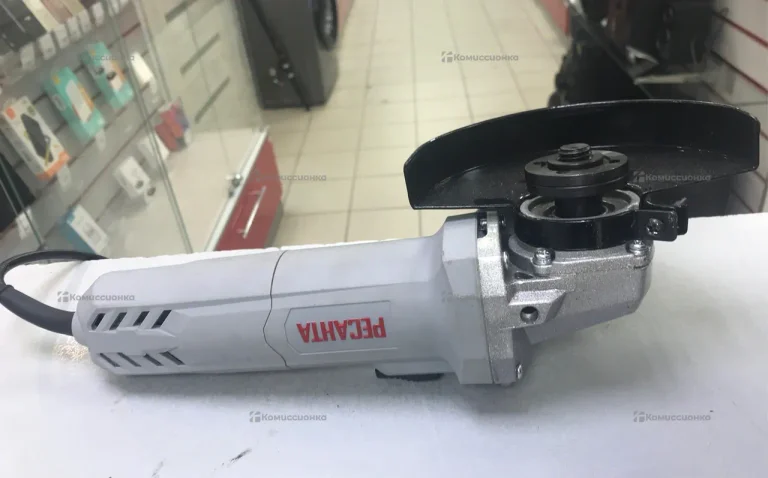 Углошлифовальная машина Ресанта УШМ-125/900