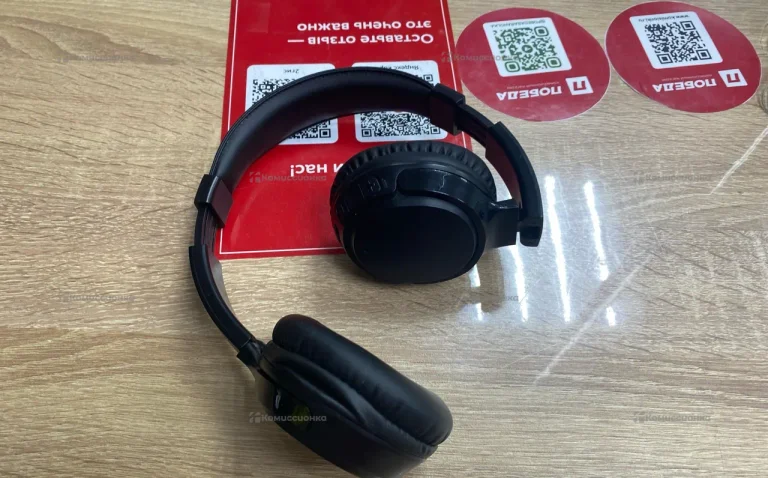 Наушники  черные (большие) TFN