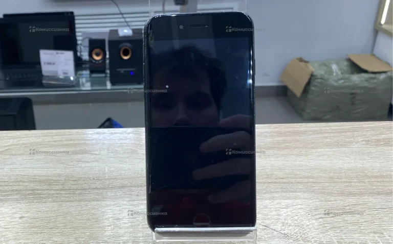 Apple iPhone 7 2/32 ГБ