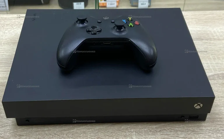 Приставка Xbox One X 1 TB