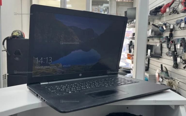 Ноутбук HP Launched aptop 17-ak020ur