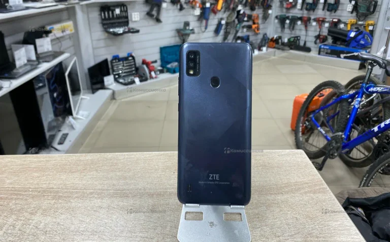 ZTE Blade A51 2/32 ГБ