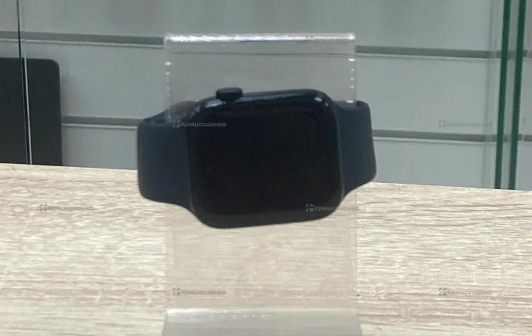 Часы  Apple Watch SE 2 44мм