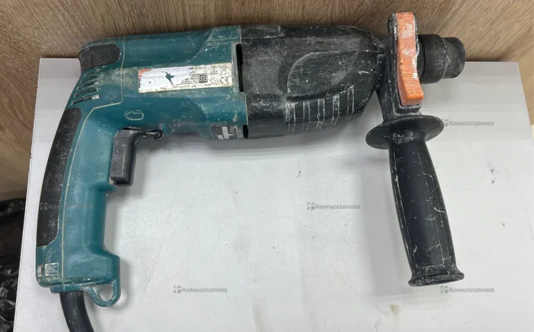 Перфоратор makita HR2440
