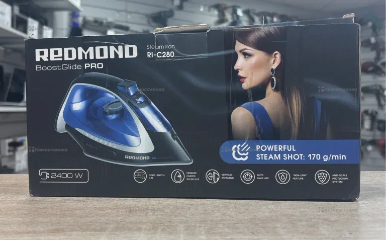 Утюг Redmond RI-C280