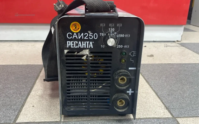 Сварочный аппарат инверторный Ресанта 250А