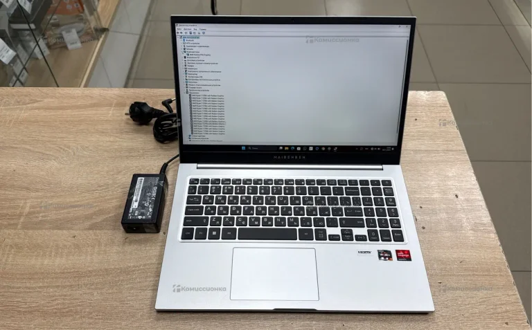Ноутбук  Maibenben M557 Ryzen7/16/512