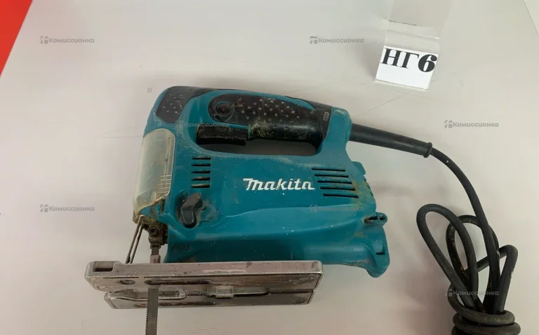электролобзик макита 4329