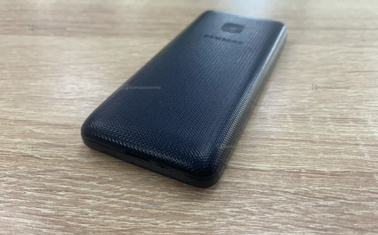 Кнопочный Samsung SM-B350E