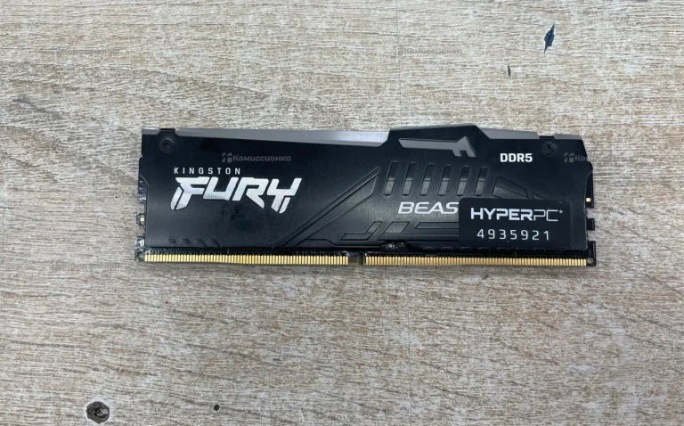 Оперативная память Kingston Fury DDR5