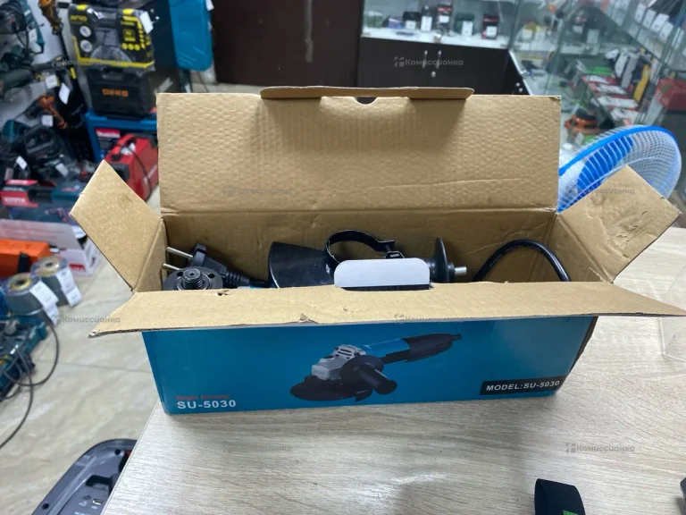 ушм Makita su 5030