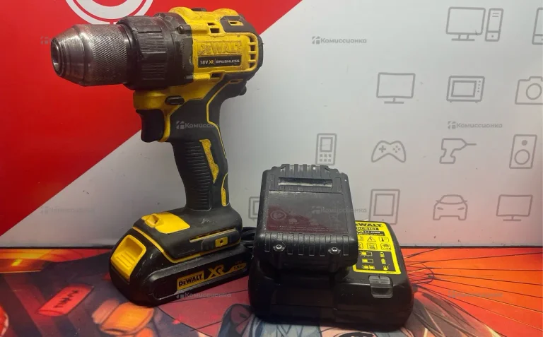 Аккумуляторный шуруповерт DeWALT DCD 708