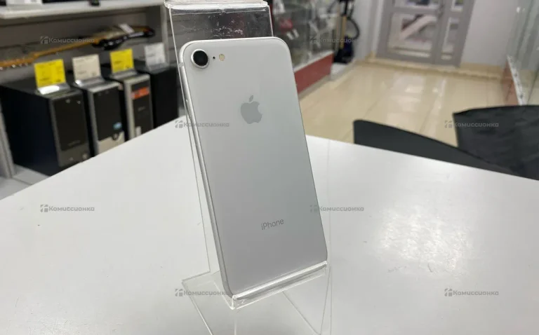 Apple iPhone 8 64 ГБ