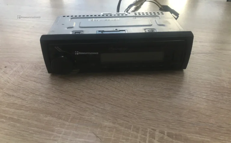 Автомагнитола  pioneer MVH-190UBG