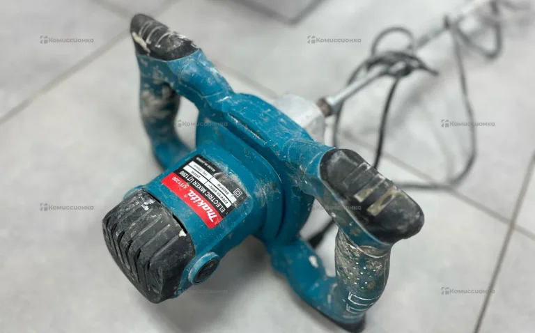 миксер Makita UT1200 реплика