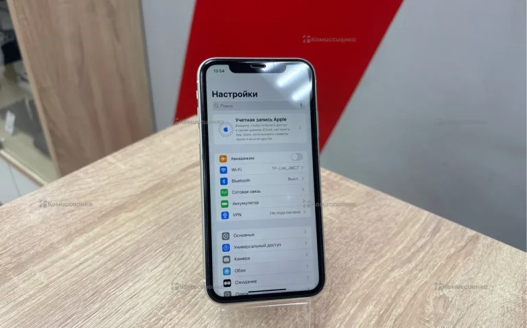 Apple iPhone 11 4/64 ГБ