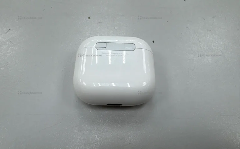 Наушники Apple AirPods 4