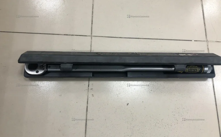 Динамометрический ключ FORCE 6476880