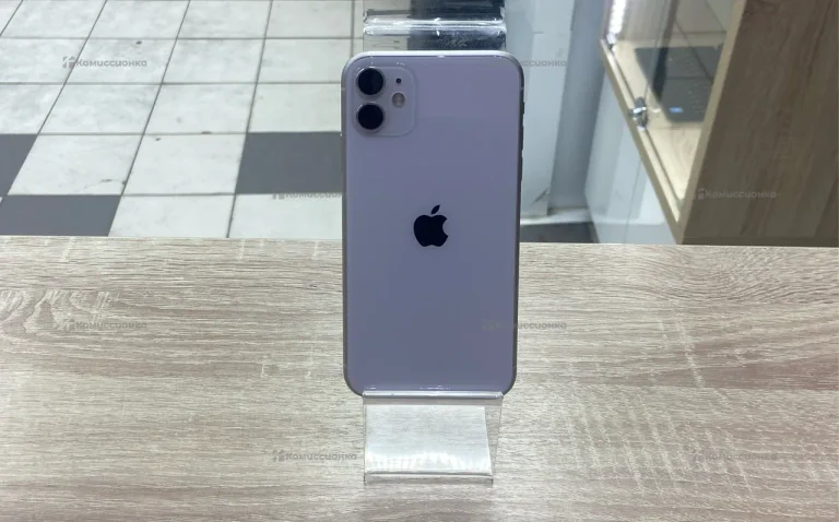 Apple iPhone 11 4/128 ГБ