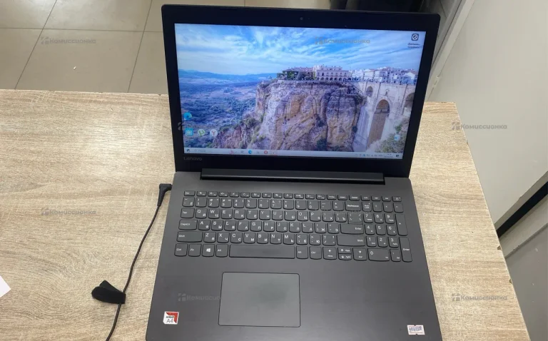 Ноутбук  Lenovo ideapad 330-15ast