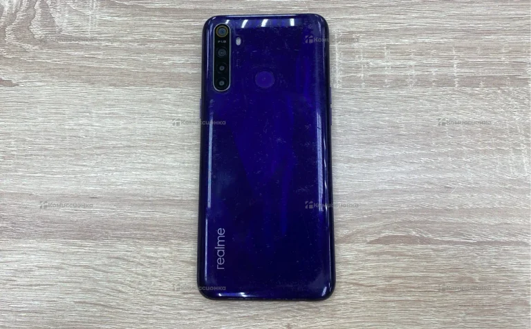 Realme 5 3/64 ГБ