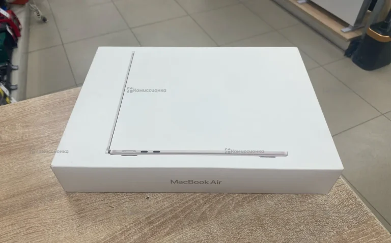 Ноутбук Apple MacBook Air 13.6 M4 16/256