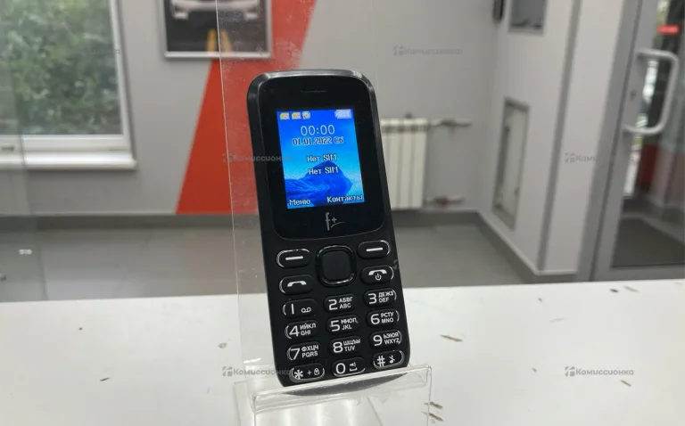 Кнопочный телефон