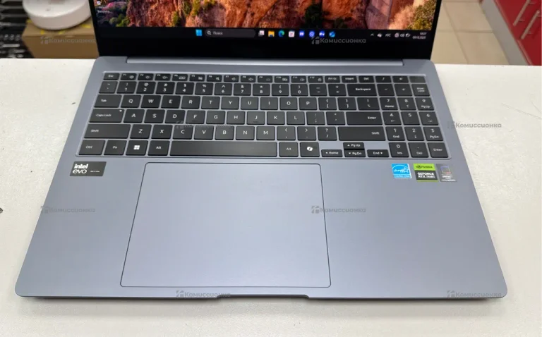 Ноутбук Samsung NP960XGL